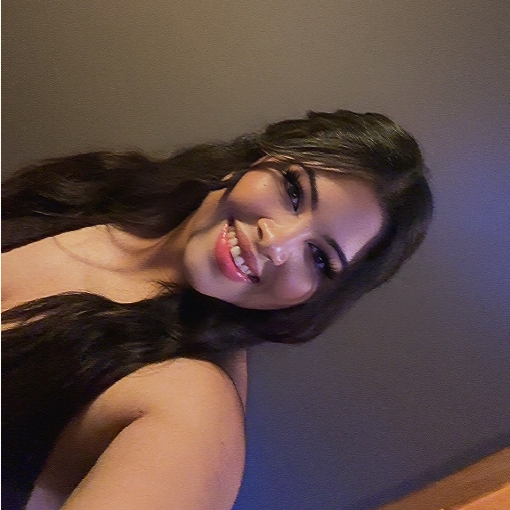 Meet your Posher, Talia